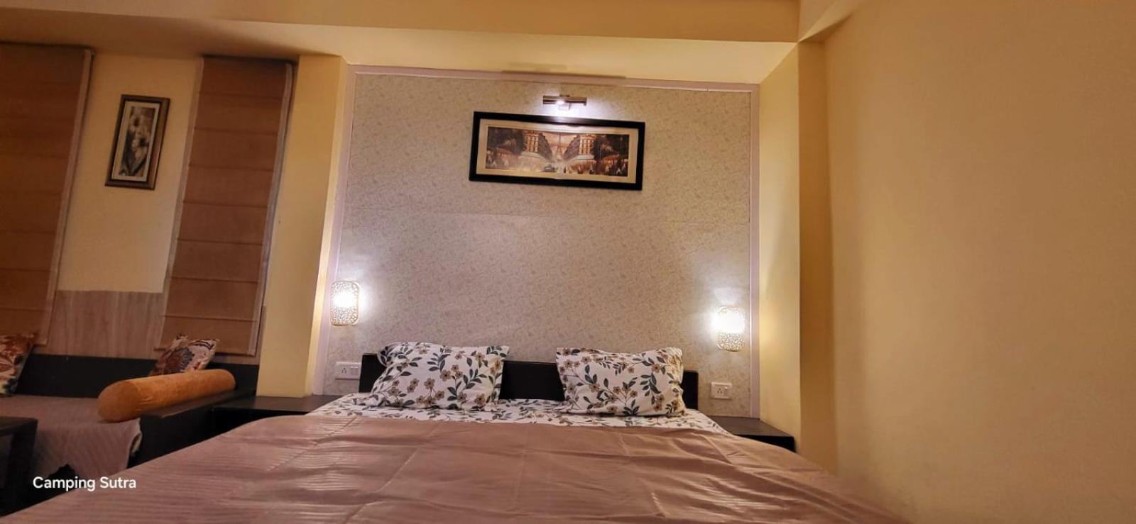 Hotel The Club Nine มุกเตชวาร์ ภายนอก รูปภาพ